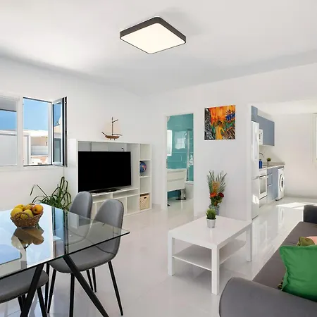 Prázdninový dům Triton 6 *