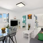 Vakantiehuis Triton 6 *